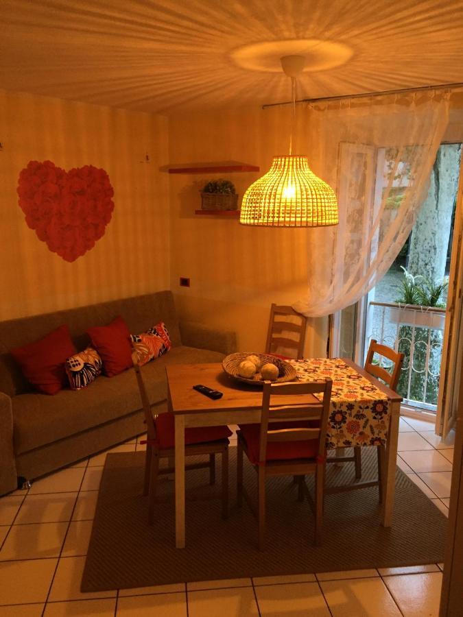 Апартаменты Petit Bijou Варенна Экстерьер фото